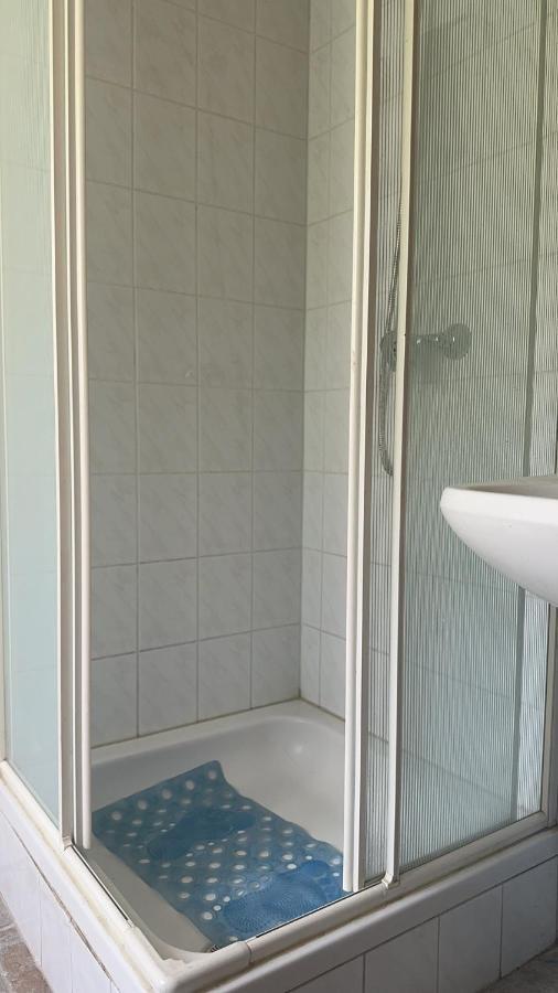 布达佩斯苹果酒店 Budapest Bagian luar foto