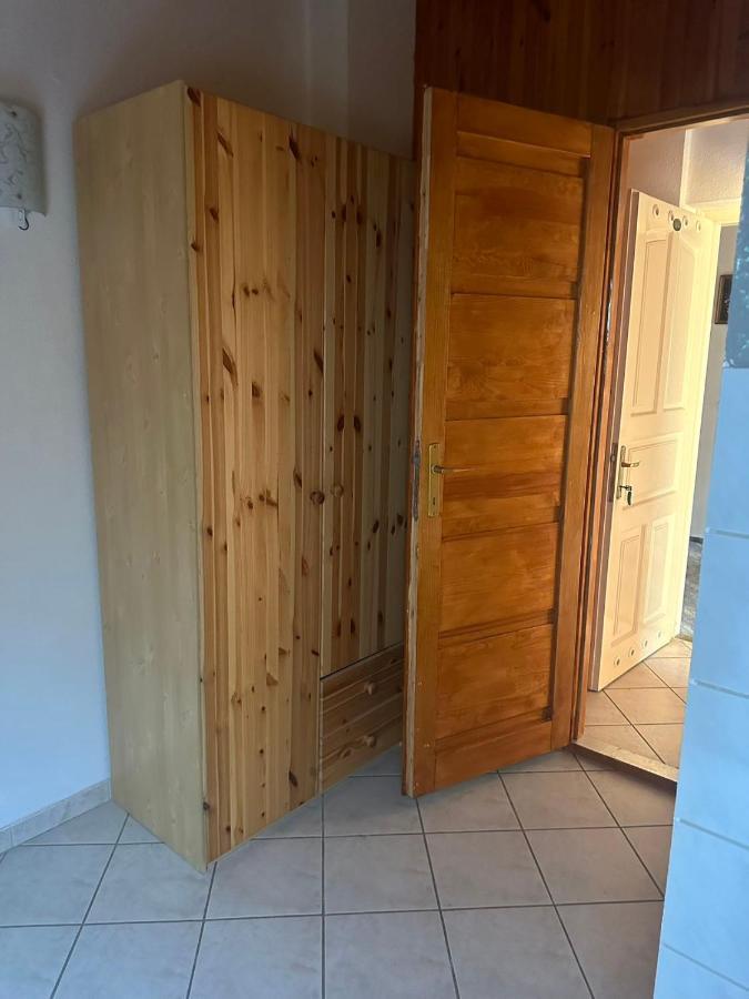 布达佩斯苹果酒店 Budapest Bagian luar foto